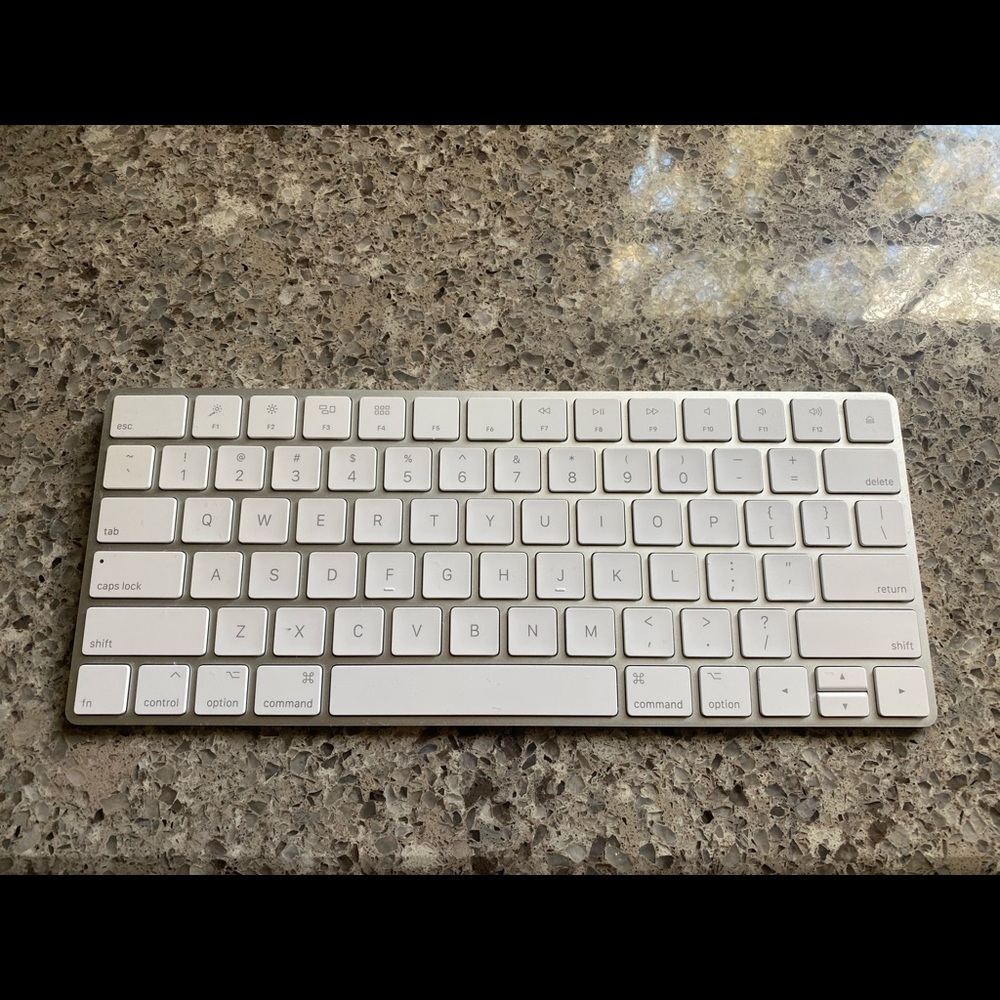 Apple Magic Keyboard